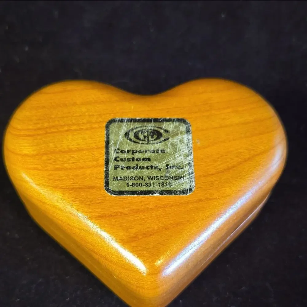 Vintage Wooden Heart Trinket Box Laser Etched Teddy Bear Jewelry Keepsake Case